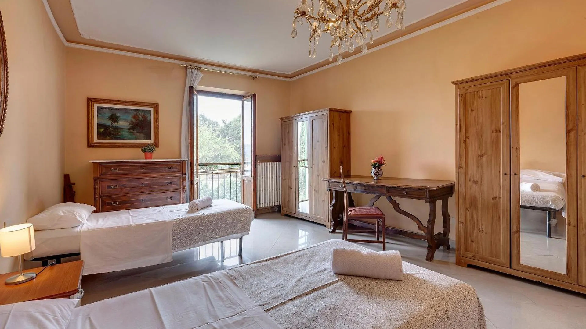 Magnoli 2 D Apartment Florence